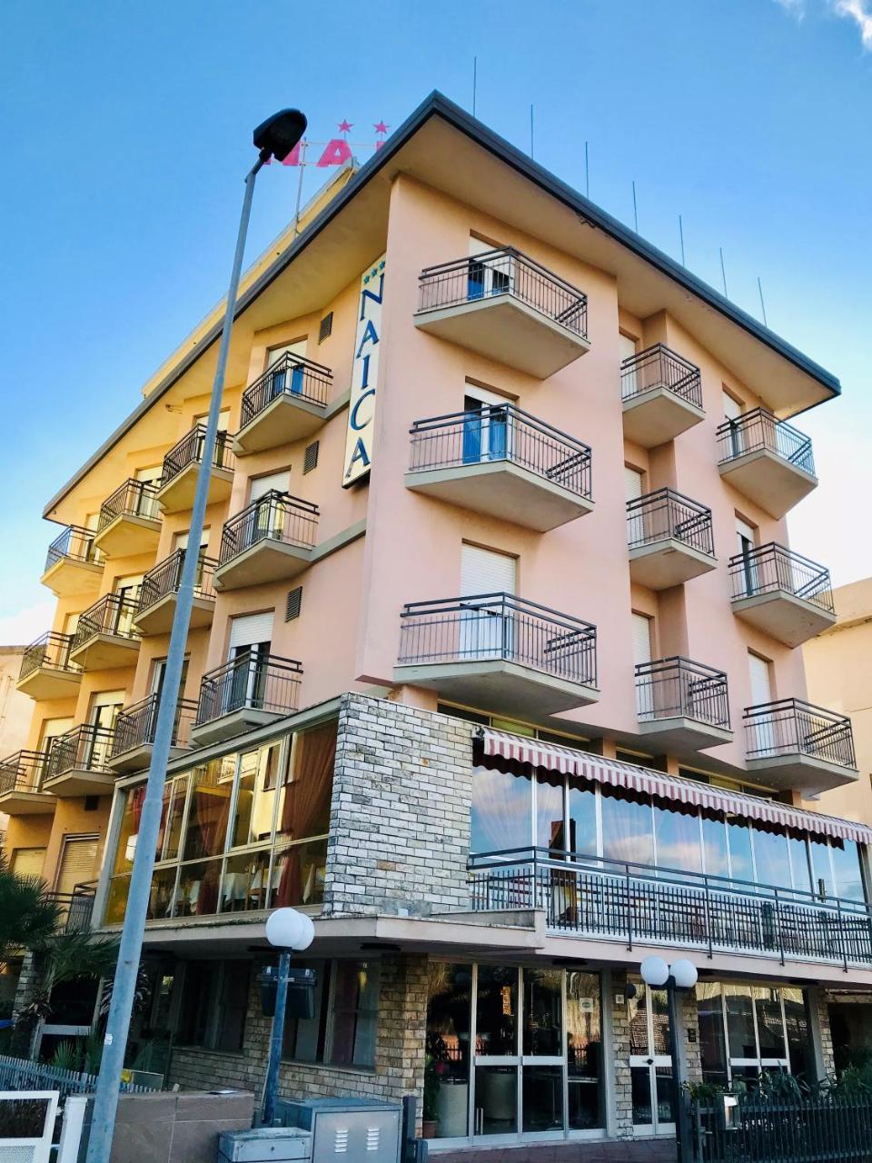 Naica Rimini