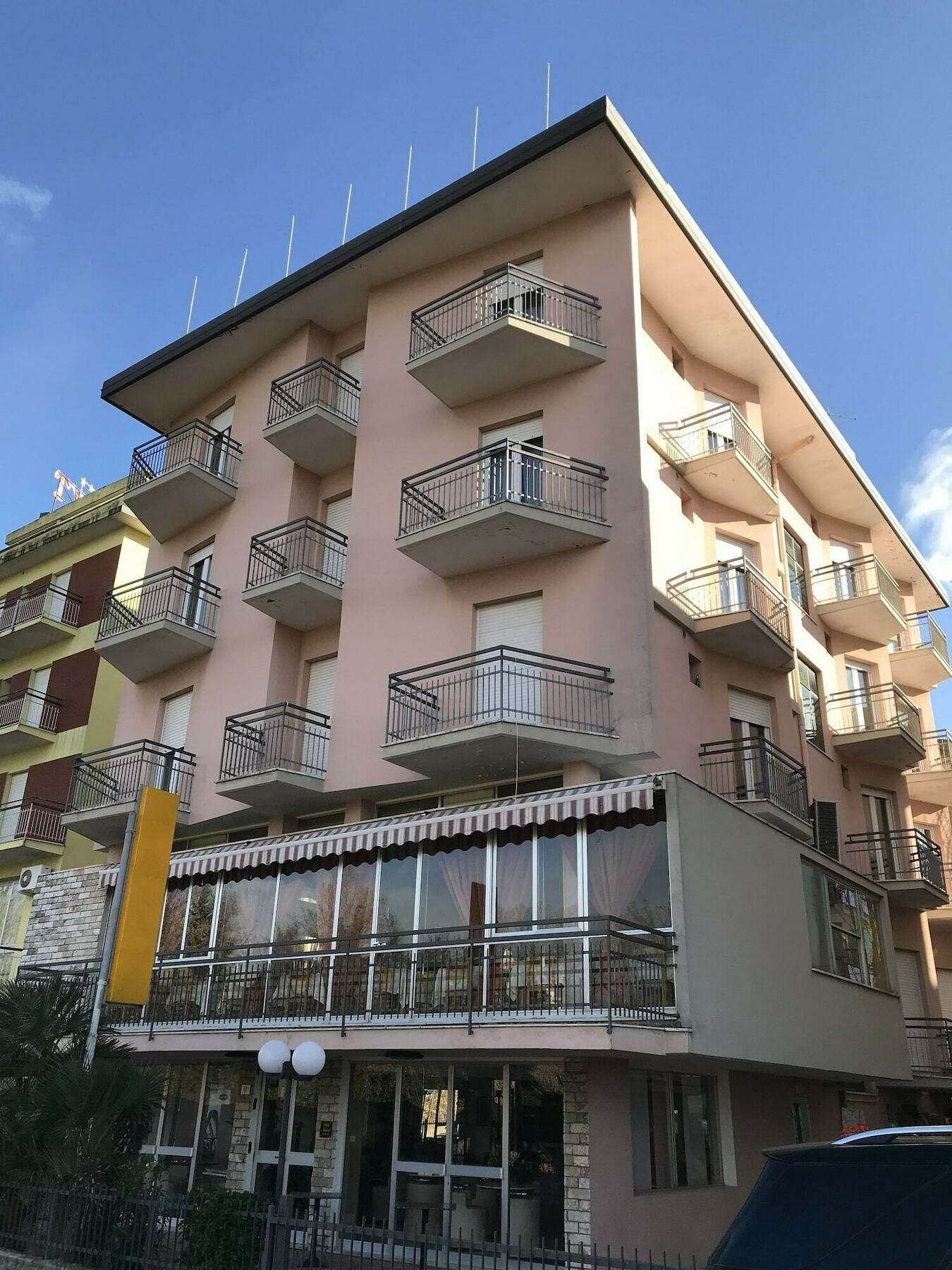 Hotel Naica 3*